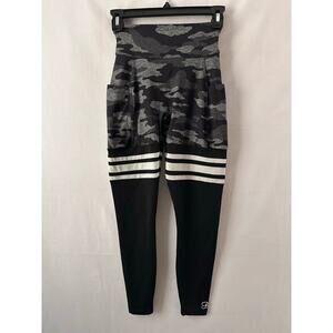 Bombshell Sportswear Scrunch Thigh High Leggings Black Camo Stripe Pockets Small